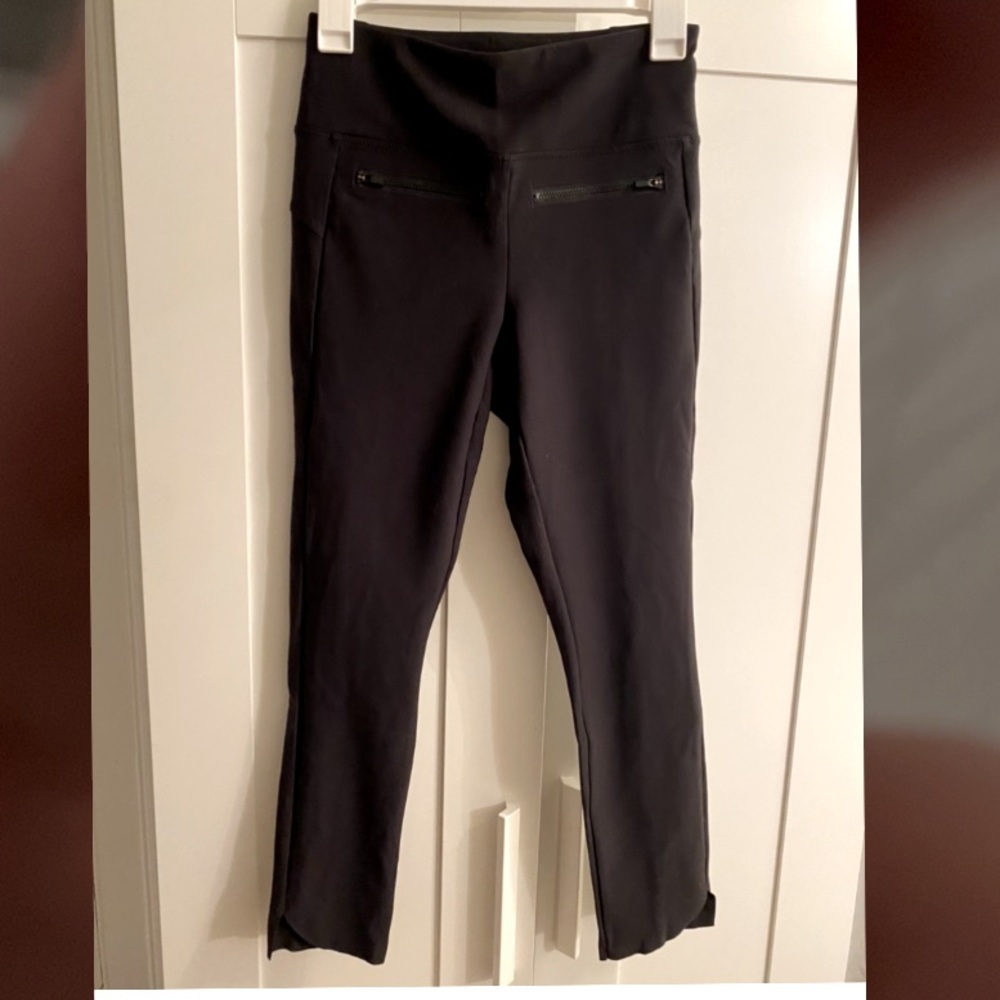 Athleta Black Cropped Pants
